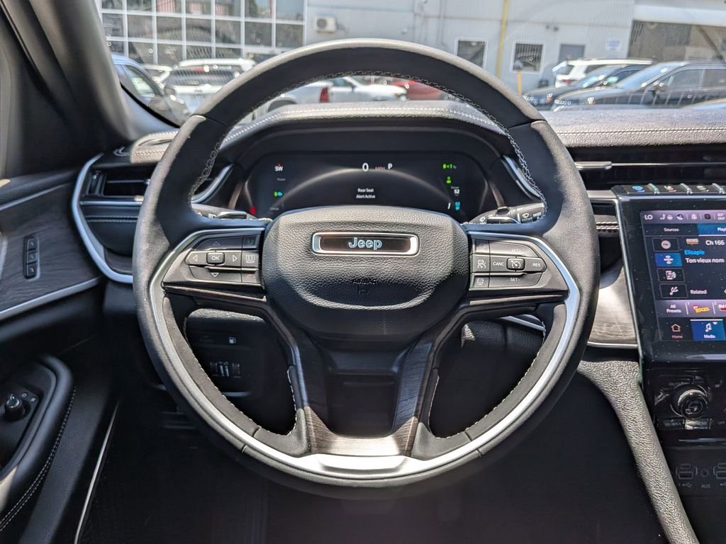 Used 2024 White Jeep 4xe image 15