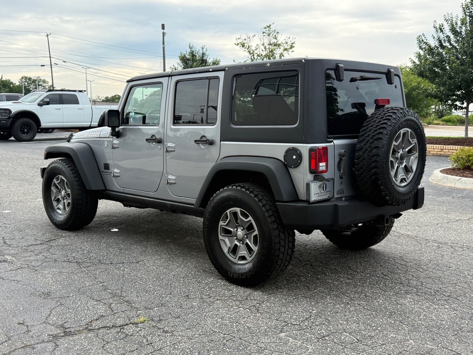 Used 2014 Billet Silver Metallic Clear Coat Jeep Rubicon image 5