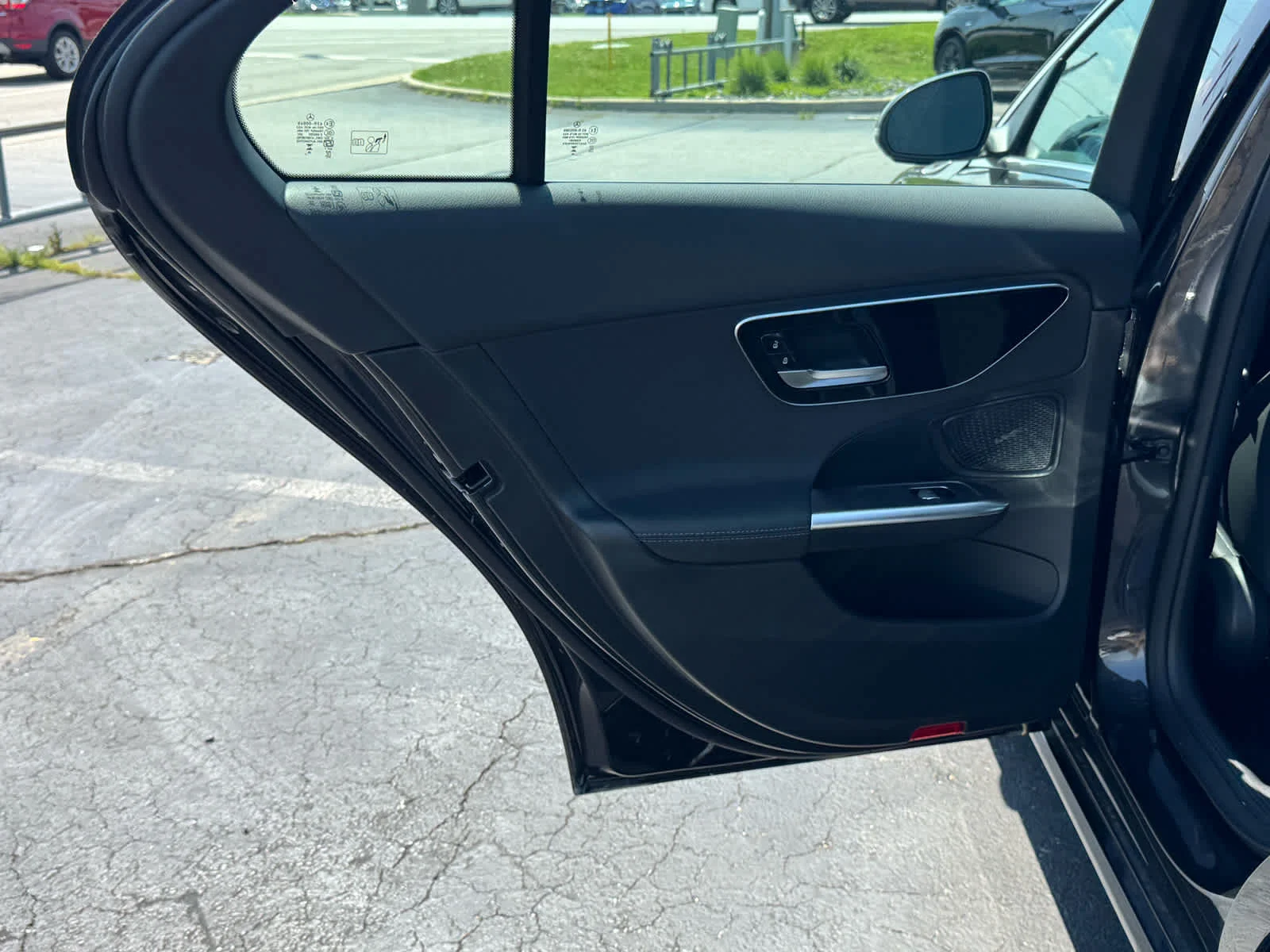 New 2026 Graphite Grey Metallic Mercedes-Benz C 300 image 33