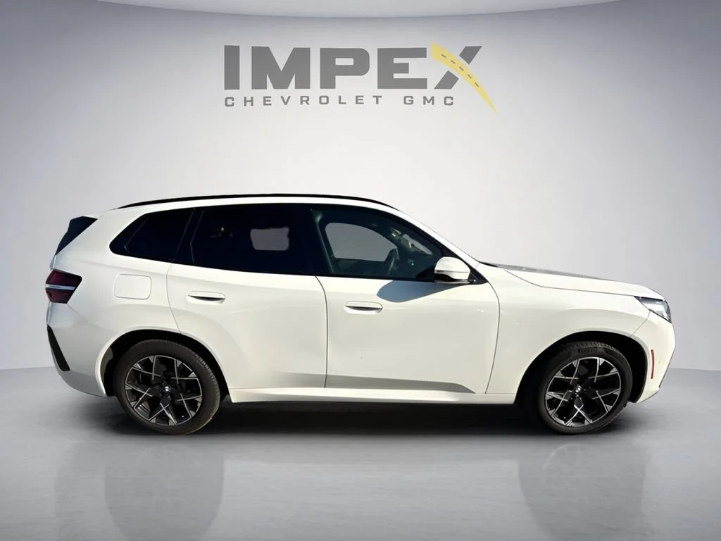 Used 2025 Alpine White BMW 30 xDrive image 6