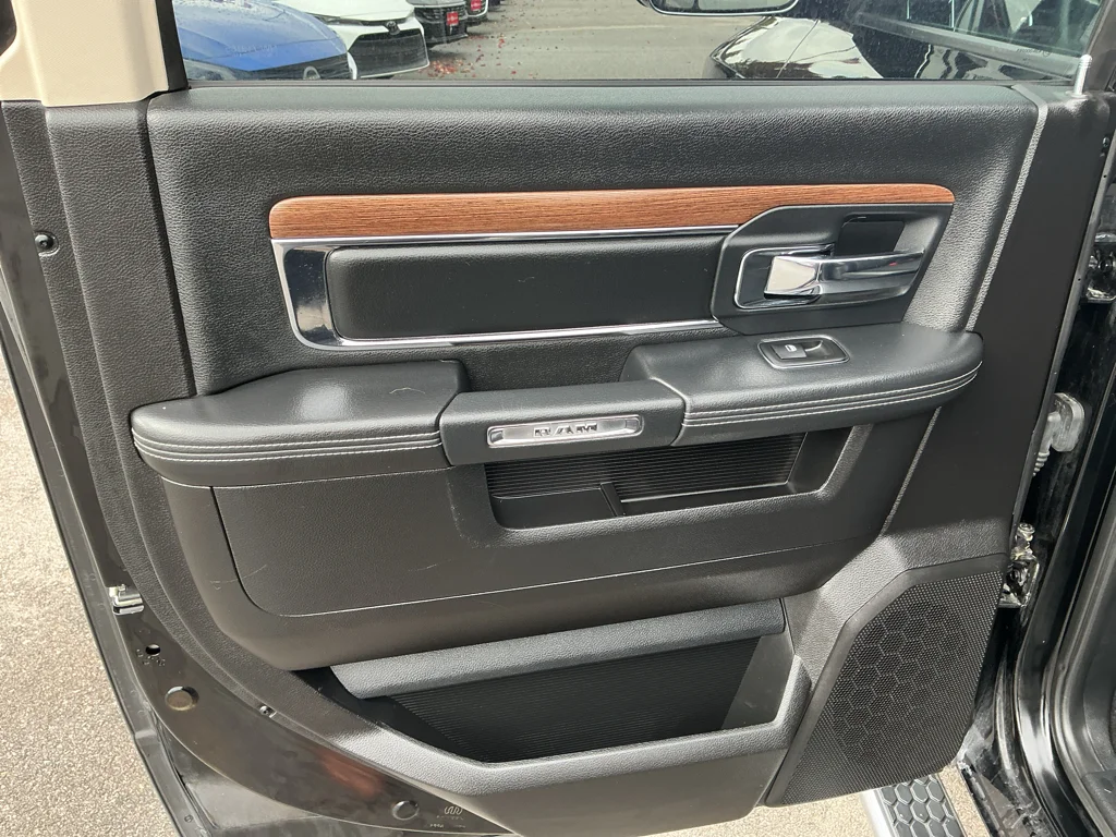 Used 2014 Black Clearcoat Ram Laramie image 13