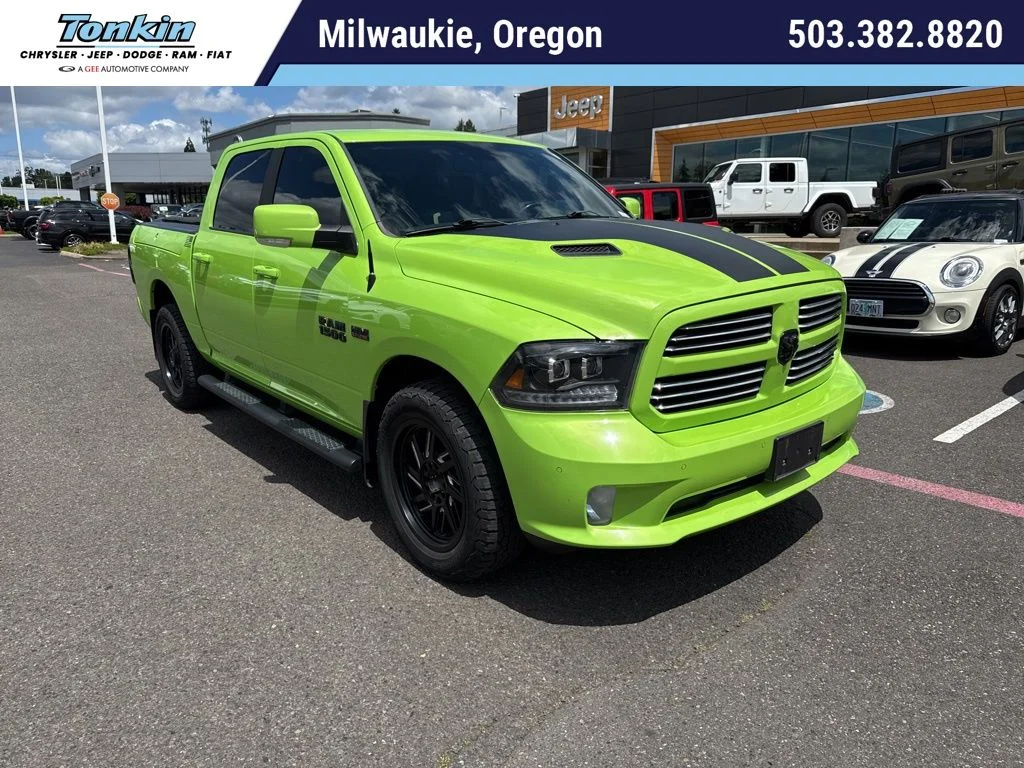 2017 RAM 1500 Sport 4x4 Crew Cab 5'7's photo