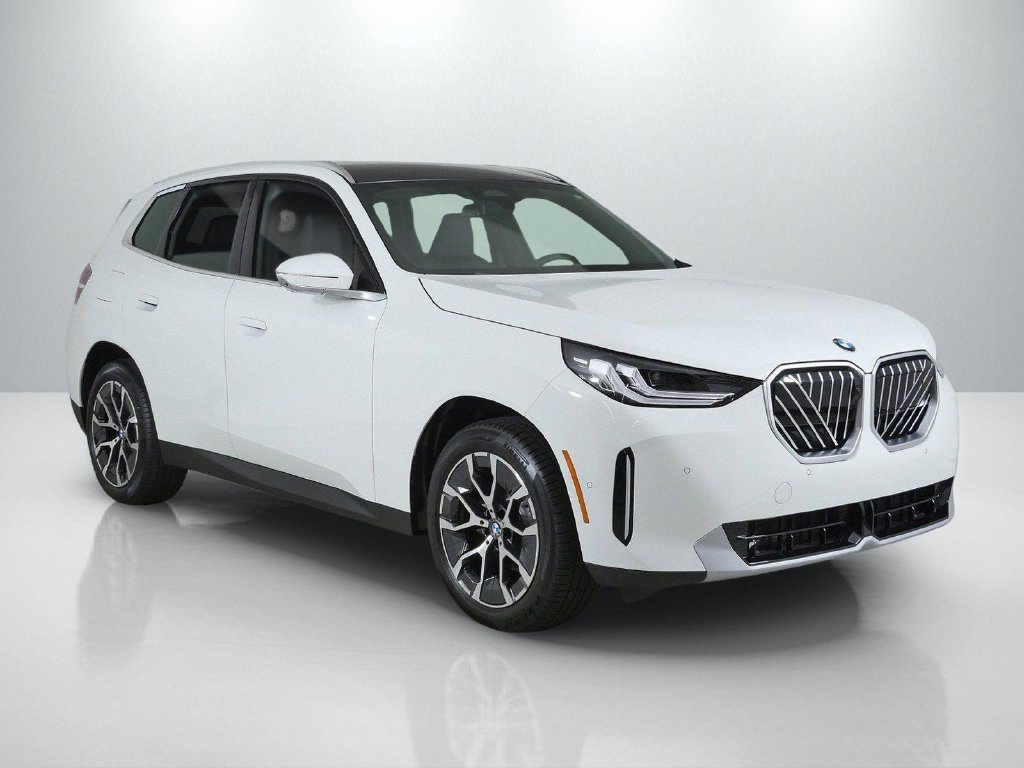 Used 2026 Alpine White BMW 30 xDrive image 8