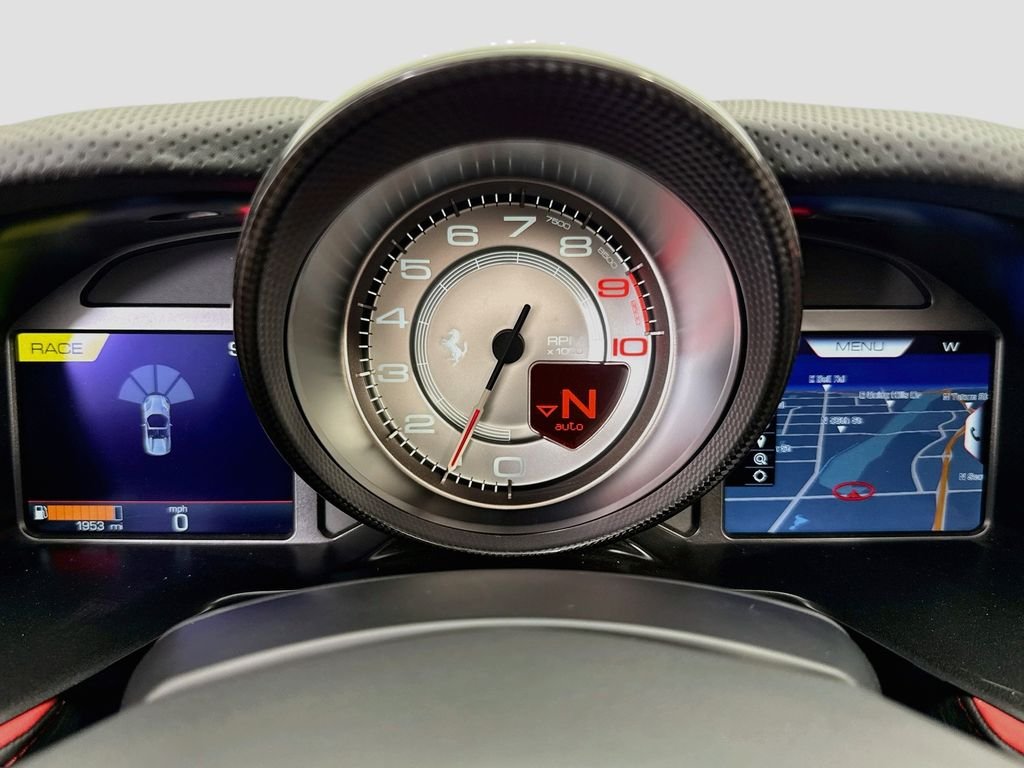Used 2022  Ferrari Base image 38