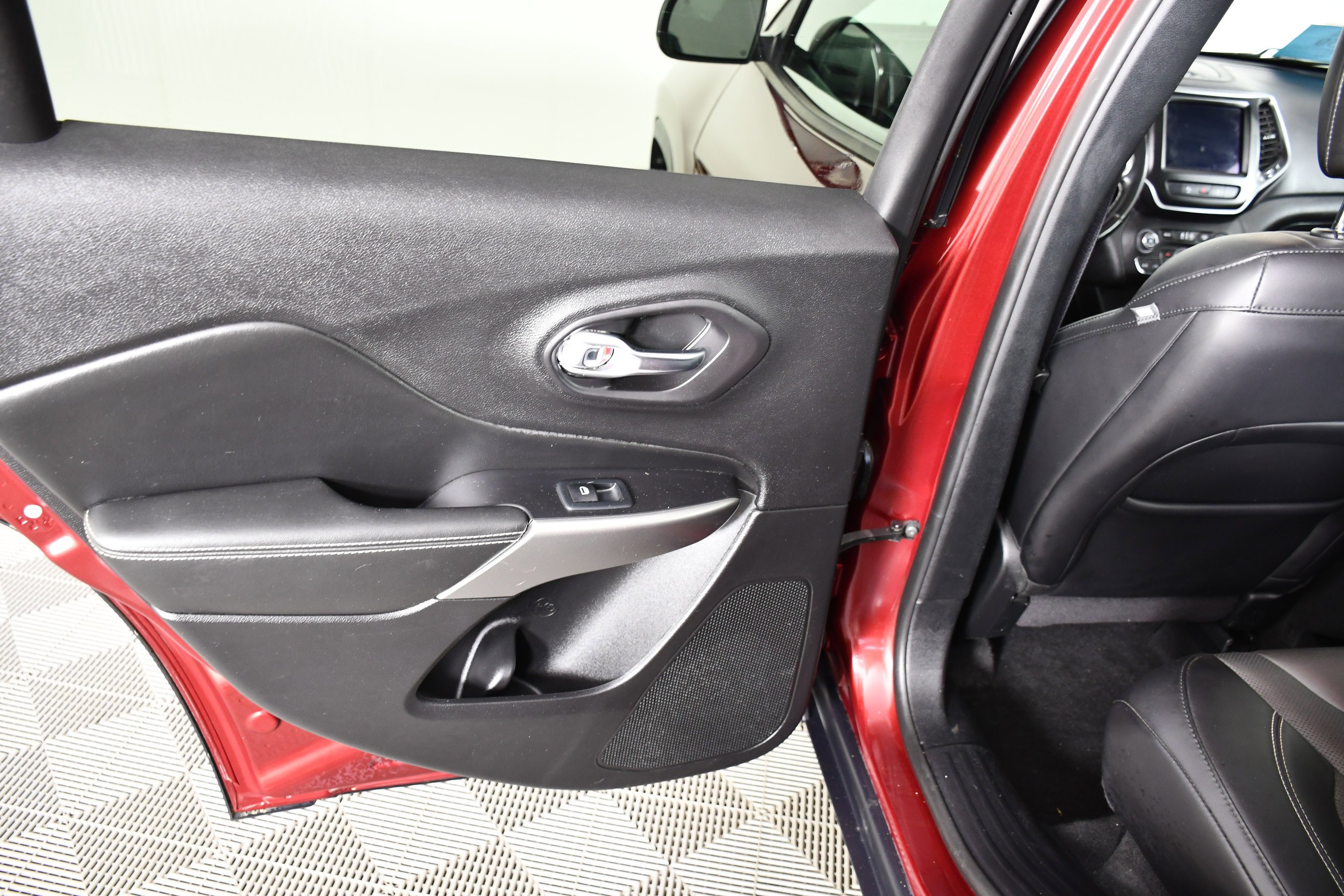 Used 2021 Velvet Red Pearlcoat Jeep 80th Anniversary image 47