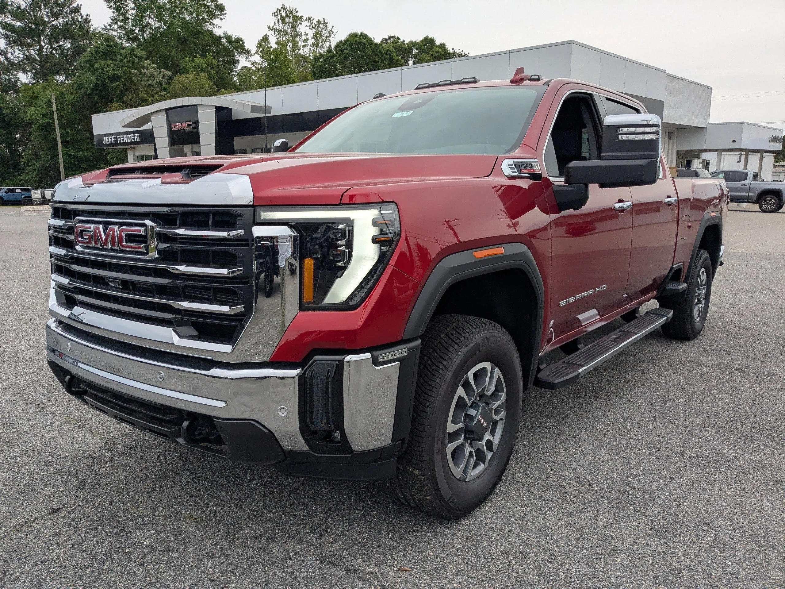 2026 GMC Sierra 2500HD SLT - Photo 8