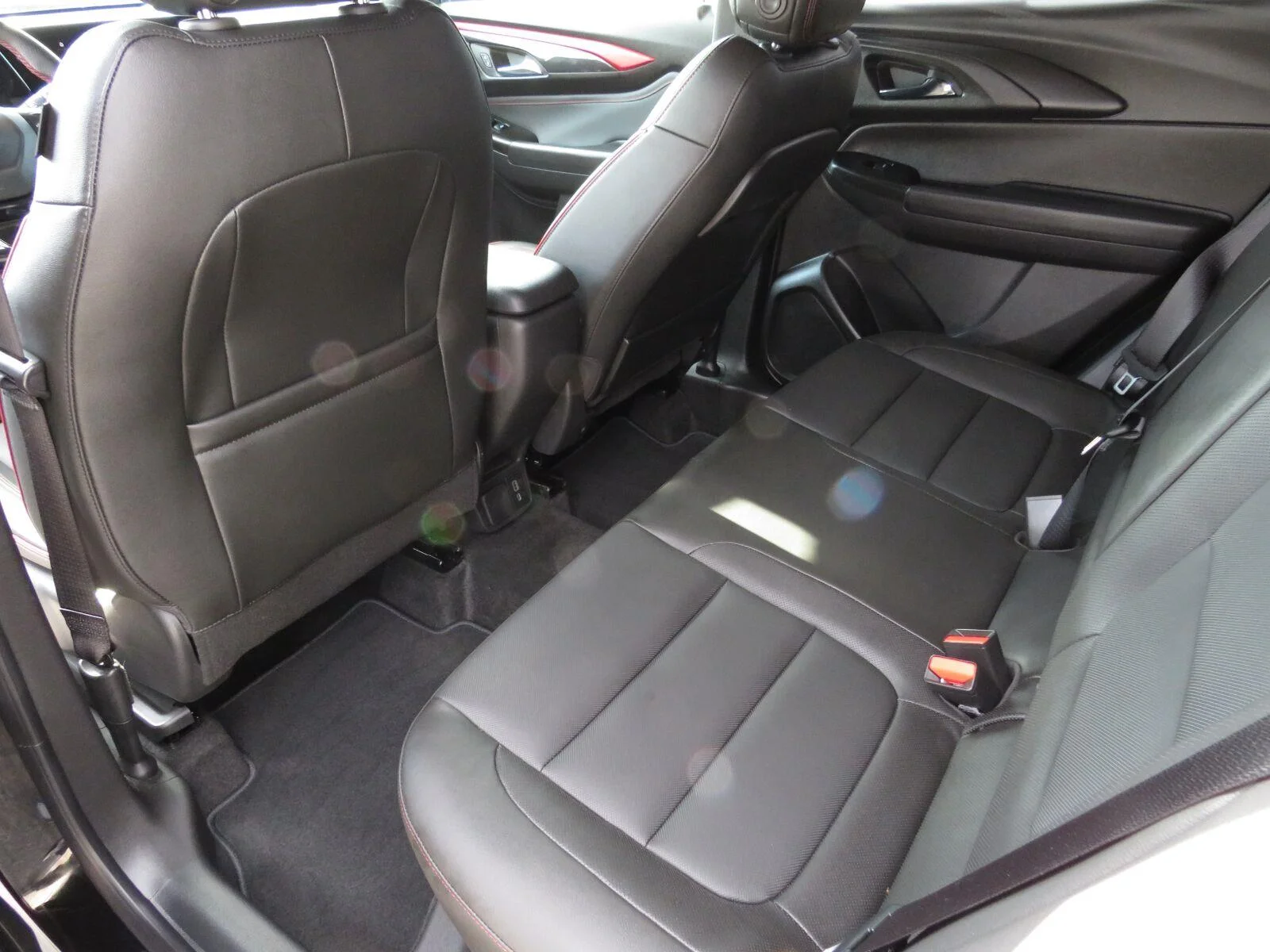 Used 2025 Mosaic Black Metallic Chevrolet RS image 24