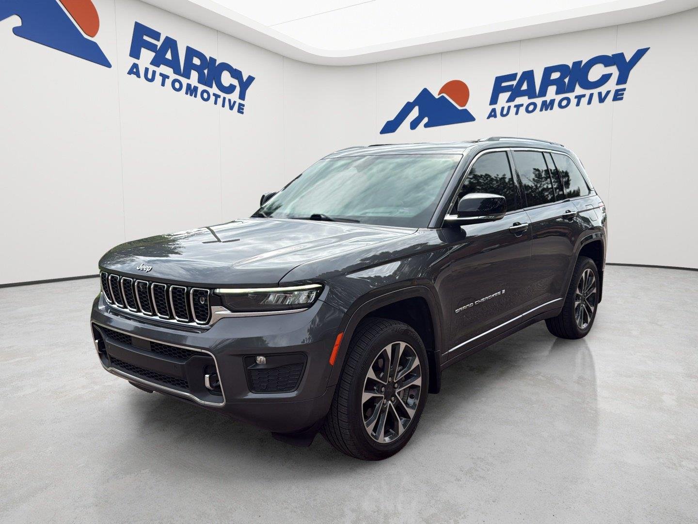 Used 2022 Baltic Gray Metallic Clearcoat Jeep Overland image 25