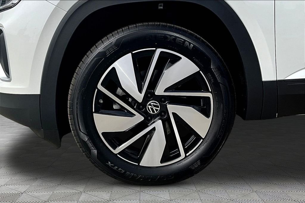 2026 Volkswagen Atlas SE w/Tech - Photo 33