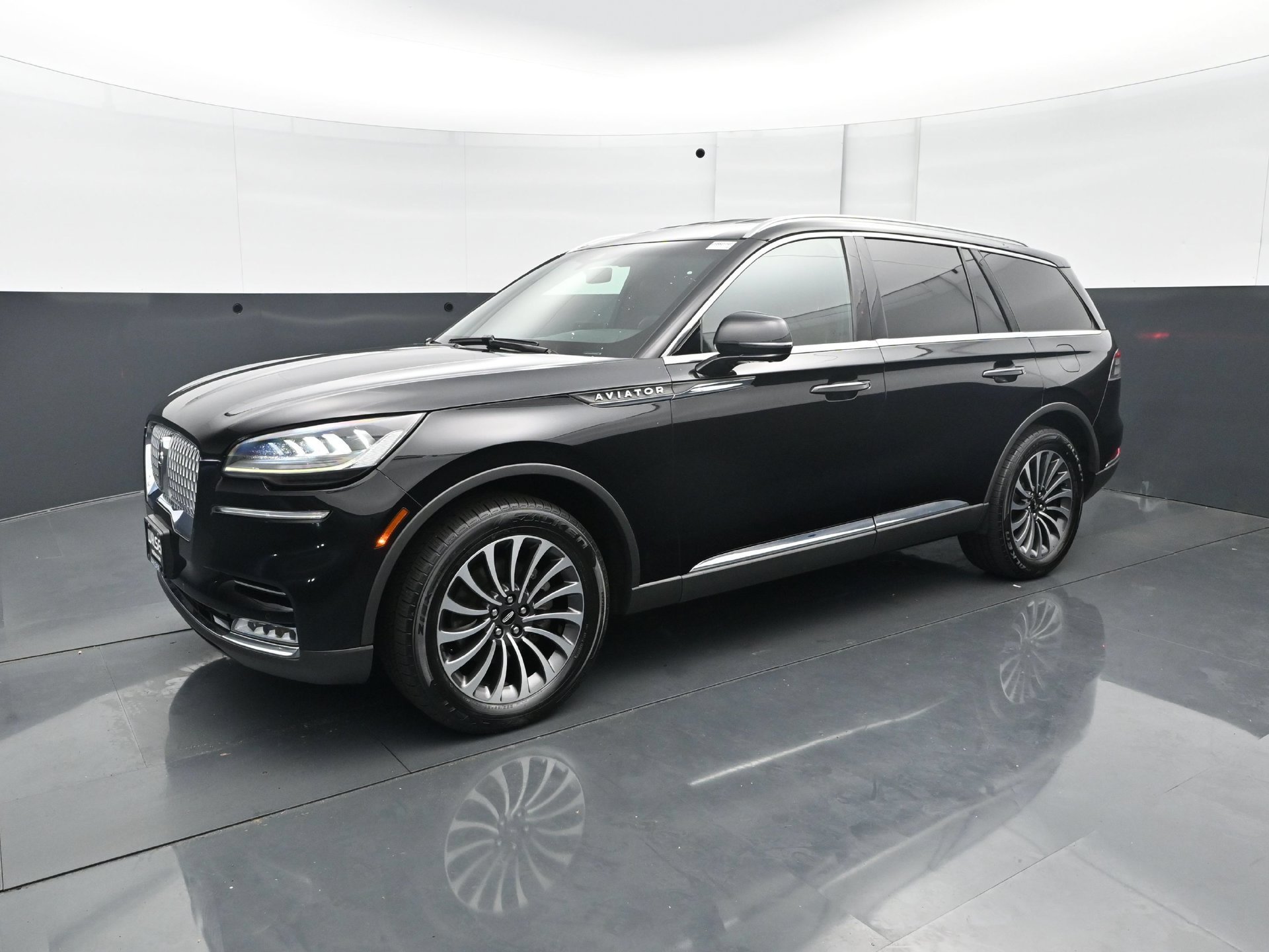 Used 2020 Lincoln Aviator Reserve with VIN 5LM5J7XC0LGL03439 for sale in South Saint Paul, Minnesota
