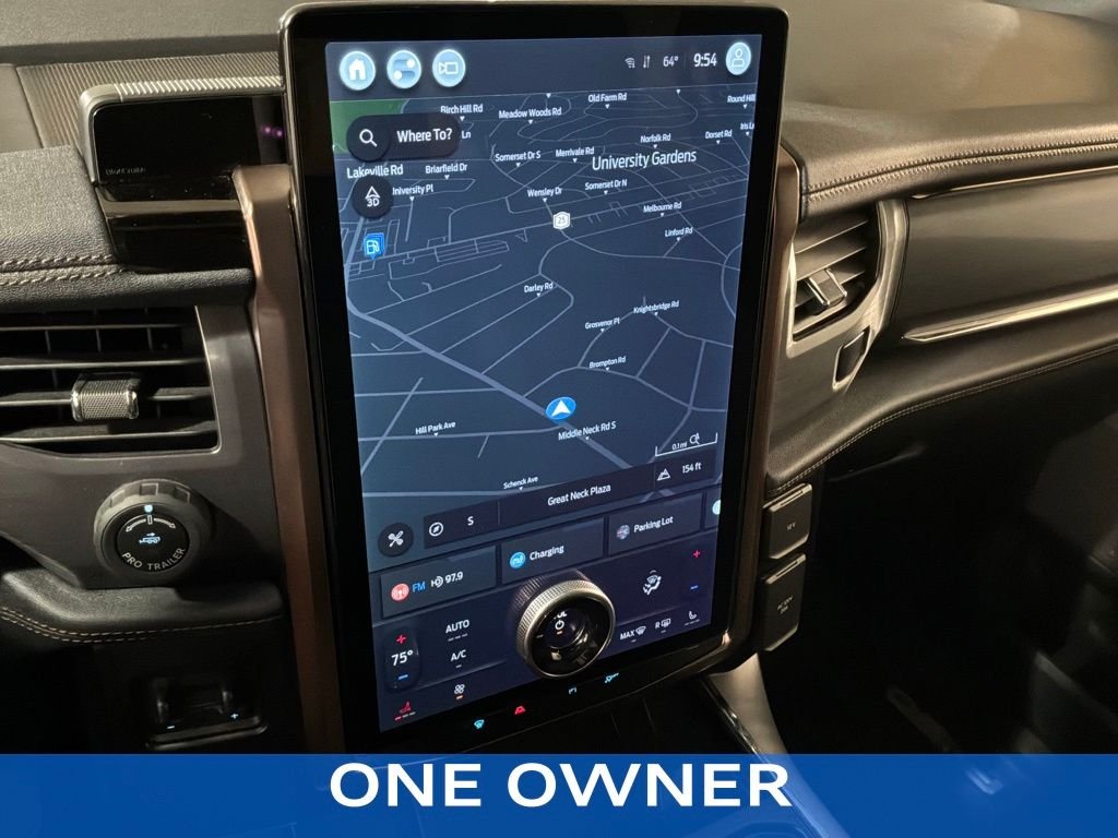 Used 2023 Ford F-150 Lightning Lariat with VIN 1FT6W1EV8PWG08455 for sale in Great Neck, NY