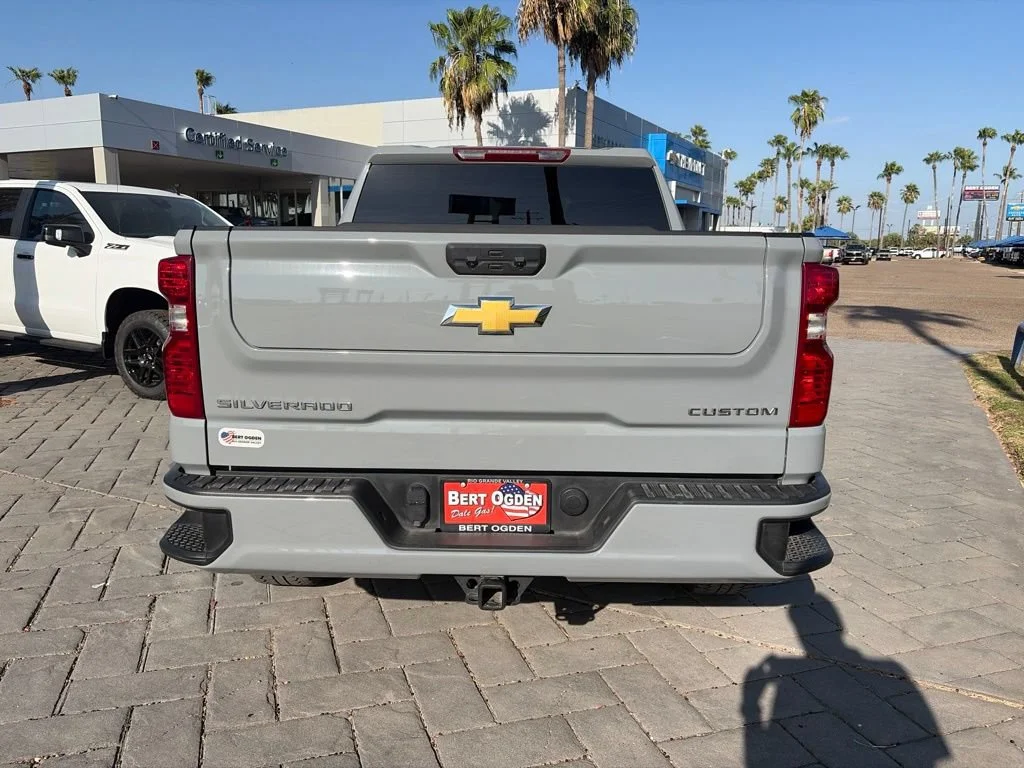 Used 2024 Slate Gray Metallic Chevrolet Custom image 5