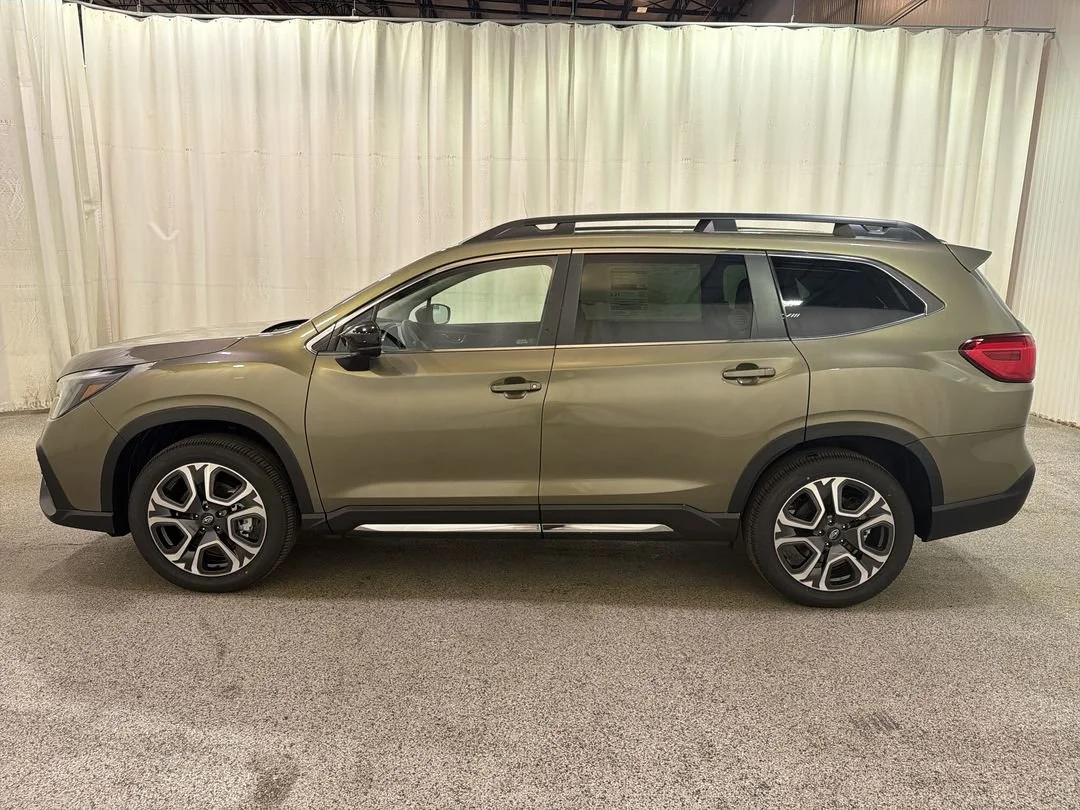 New 2026 Autumn Green Metallic Subaru Limited image 6