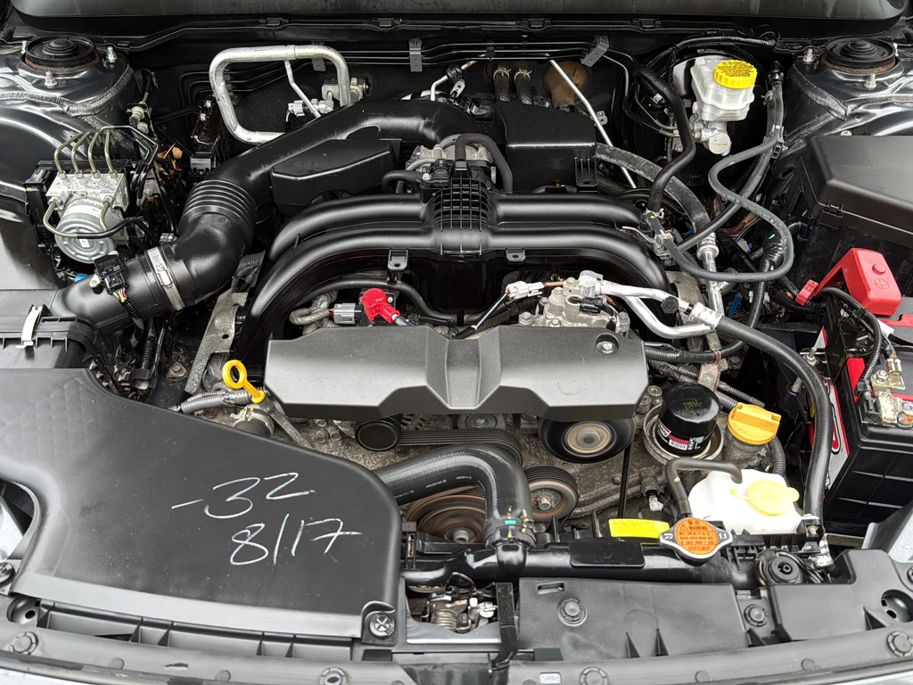 Used 2018 Gray Subaru 2.5i image 32