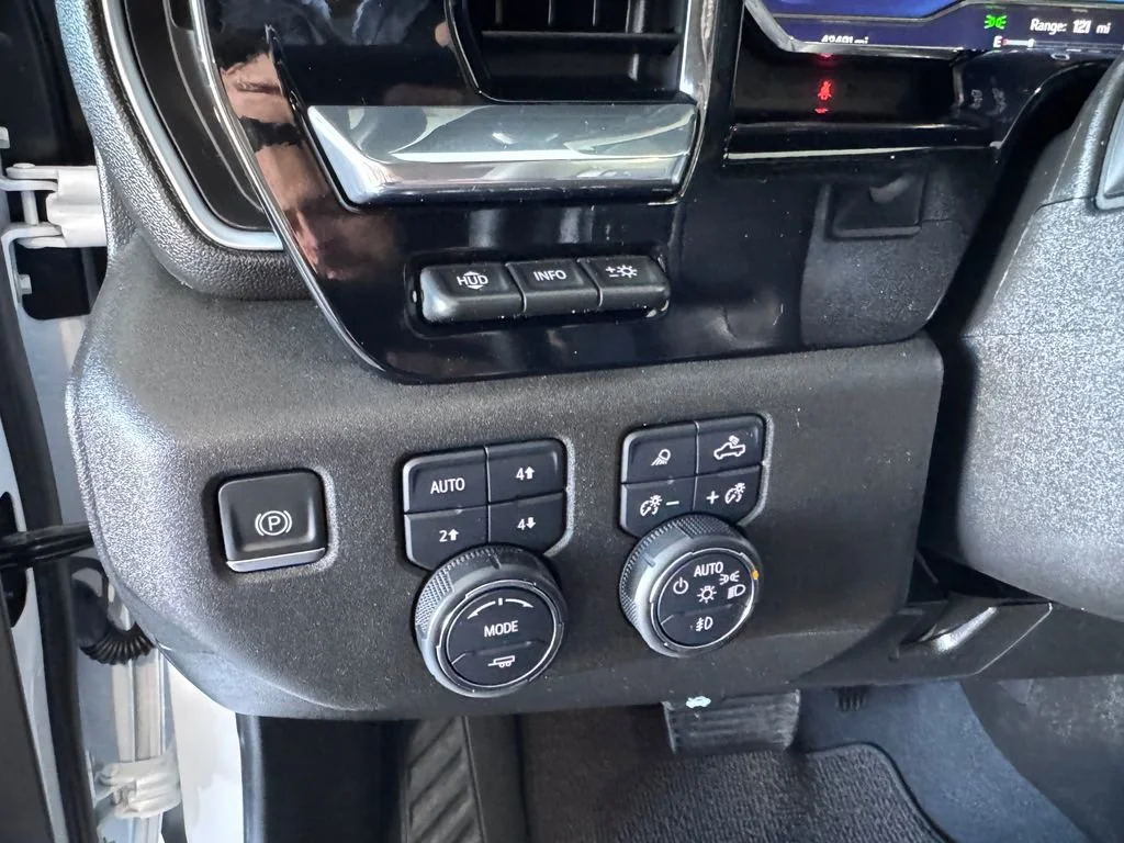 2024 Chevrolet Silverado 3500HD High Country - Photo 22
