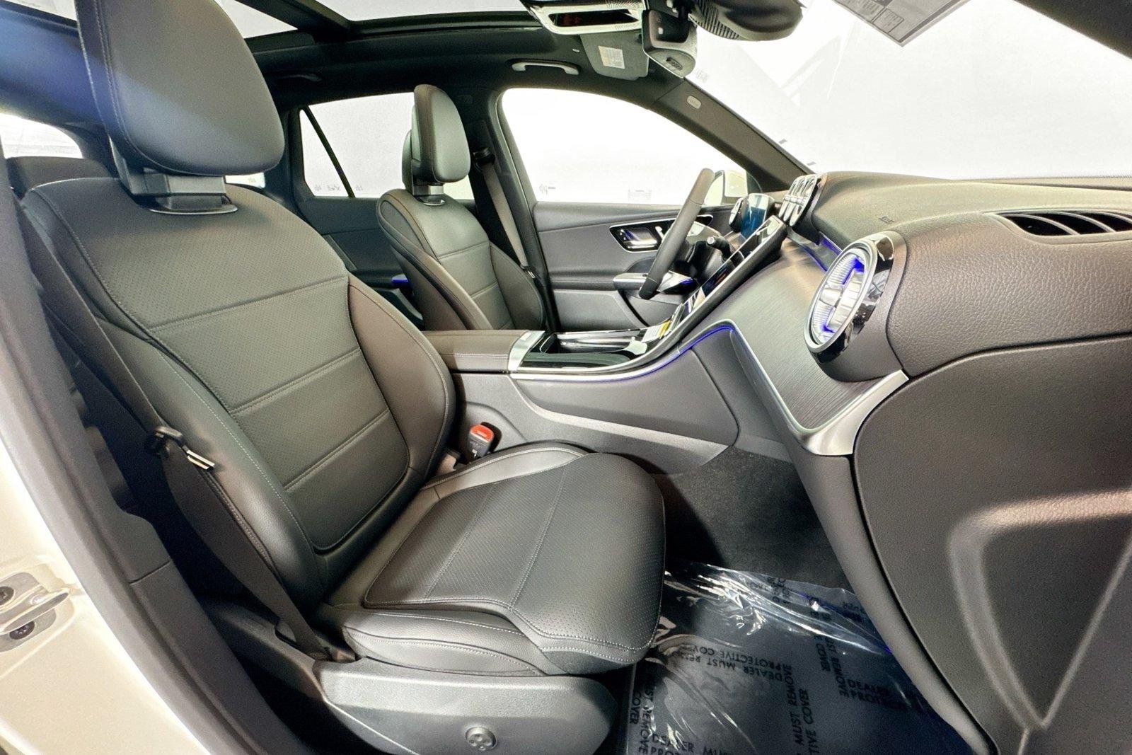 New 2026 Polar White Mercedes-Benz GLC 300 image 26