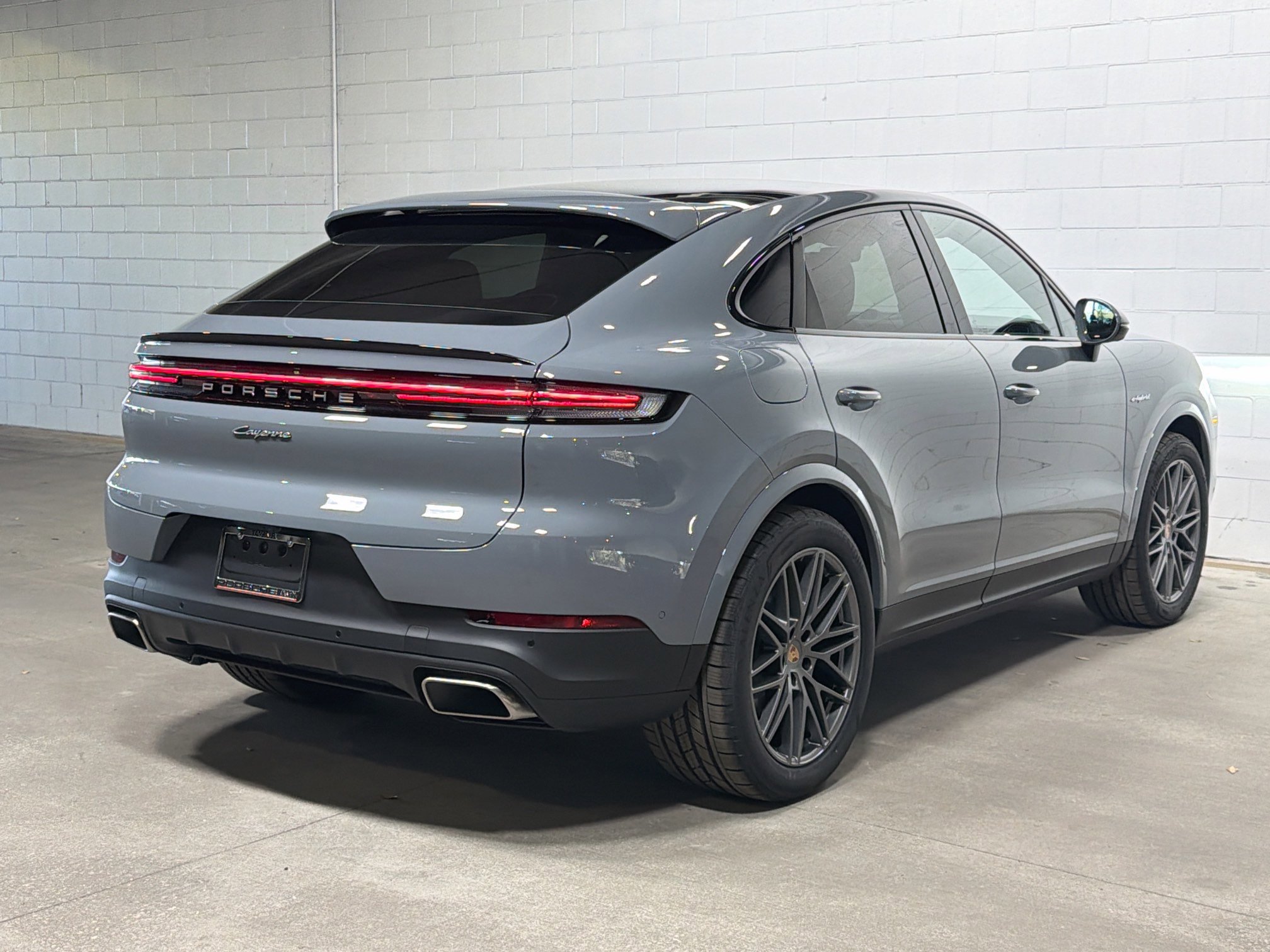 New 2026 Arctic Grey Porsche E-Hybrid image 7