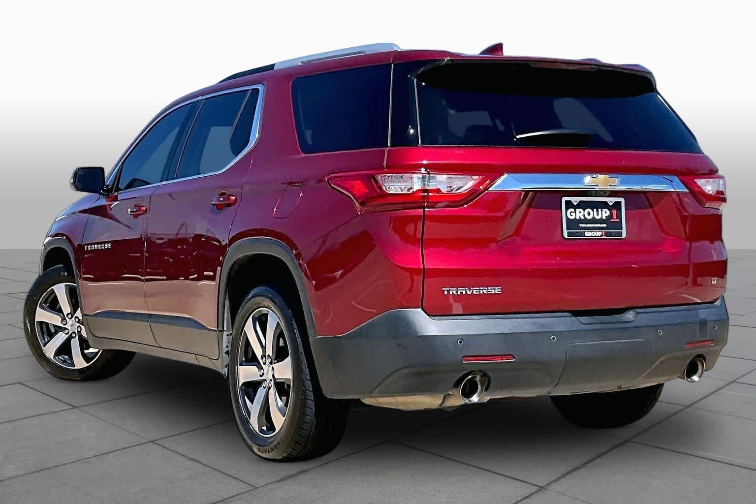 Used 2018 Cajun Red Tintcoat Chevrolet LT Leather image 12