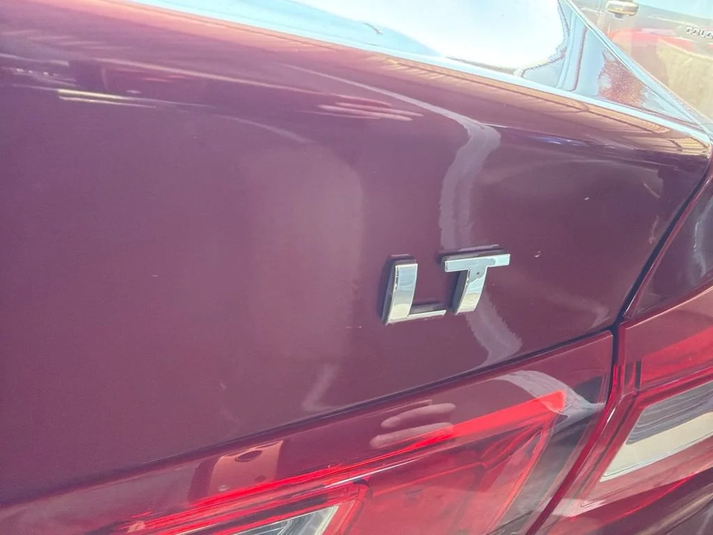 Used 2025 Radiant Red Tintcoat Chevrolet 1LT image 10