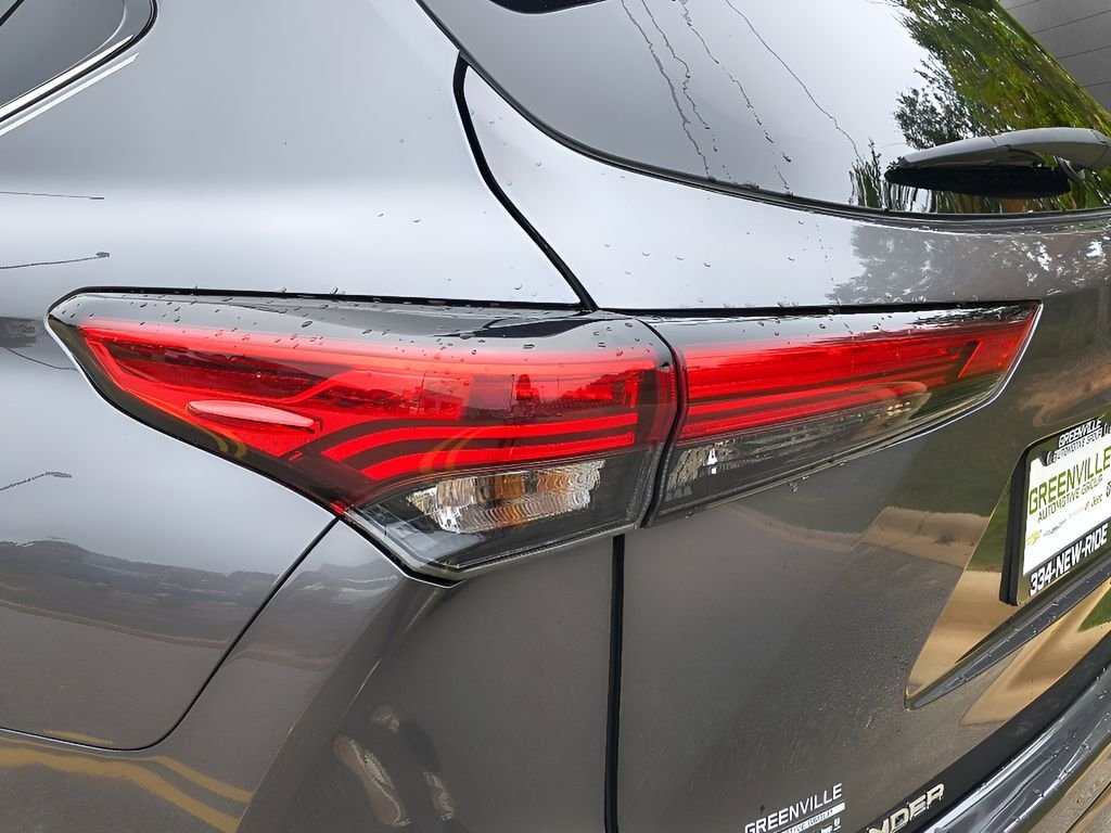 Used 2023 Magnetic Gray Metallic Toyota Limited image 4