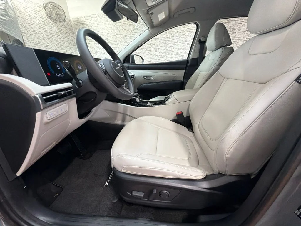 New 2026 Hampton Gray Hyundai SEL Plus image 23