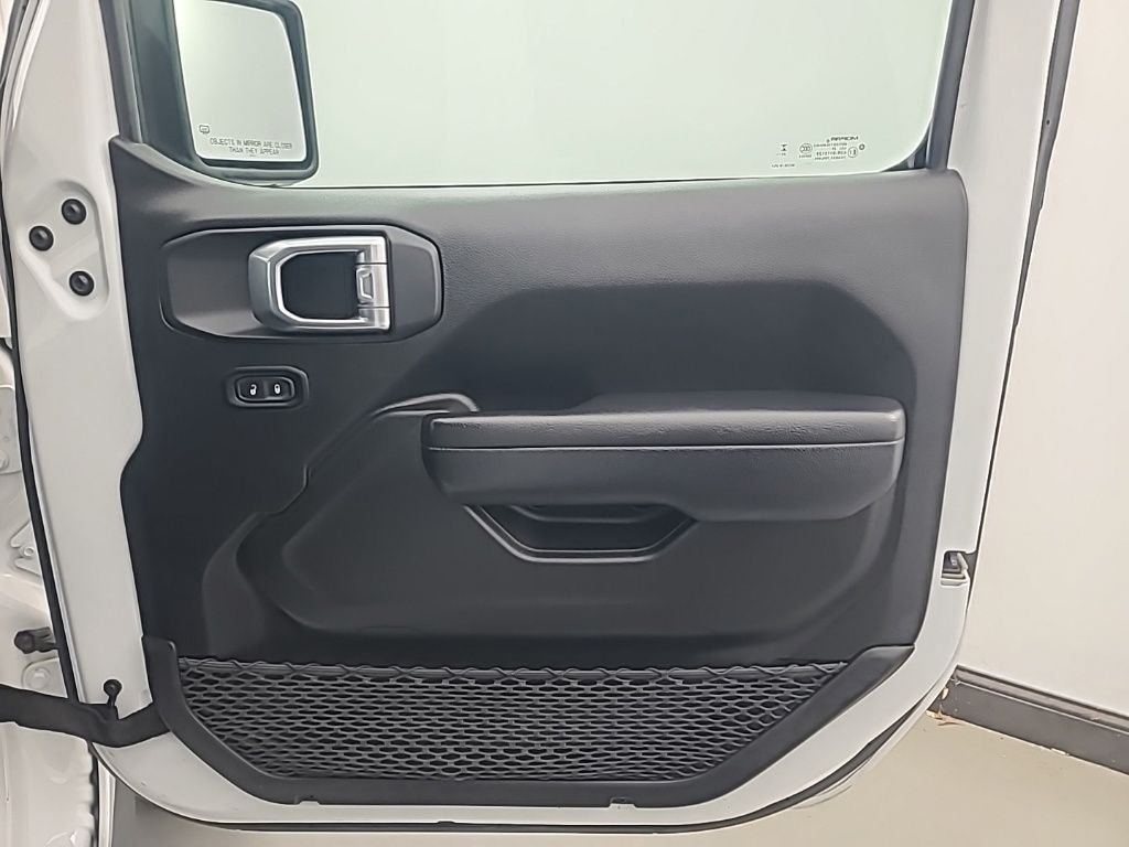 2025 Jeep Wrangler 4-Door Rubicon - Photo 14