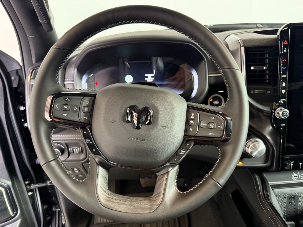 2026 RAM 1500 Limited - Photo 18