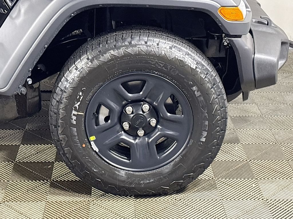 New 2026 Black Clear-Coat Exterior Paint Jeep Sport image 22