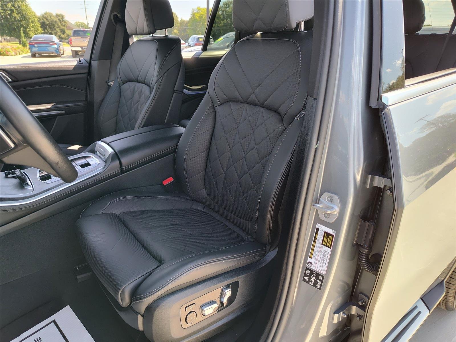 2025 BMW X5 40i - Photo 18