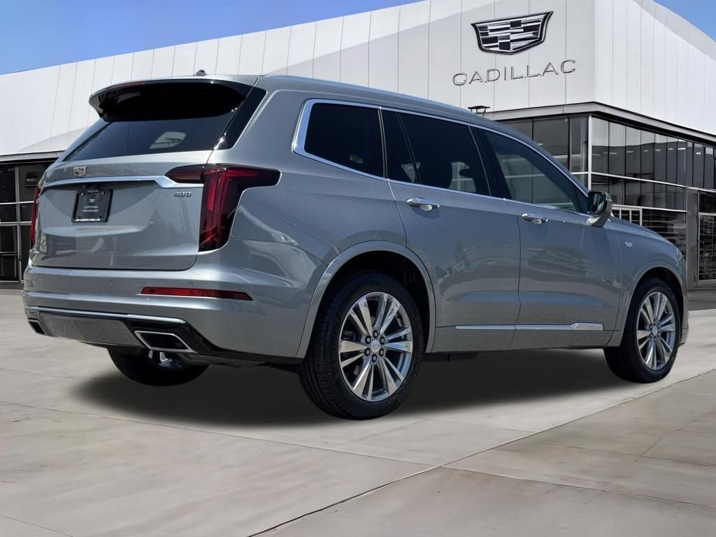 Used 2024 Silver Cadillac Premium Luxury image 9