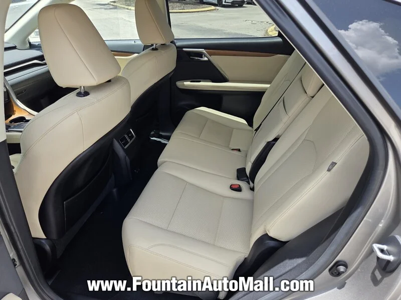 Used 2022 Silver LEXUS RX 350 AWD image 9