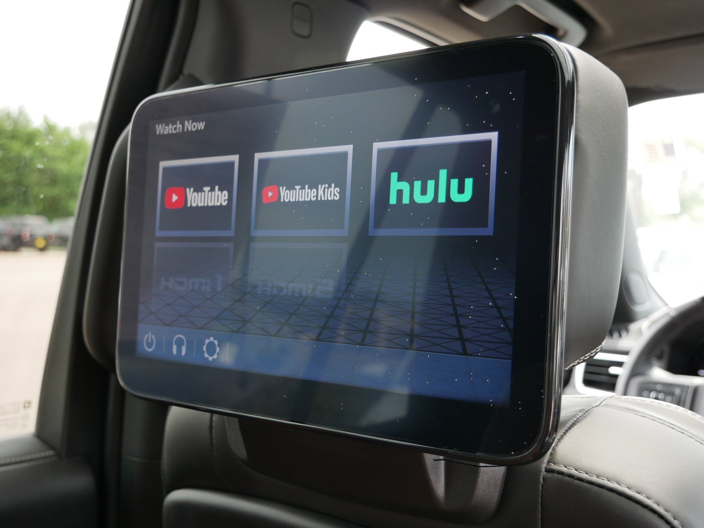 2024 GMC Yukon Denali Ultimate - Photo 15