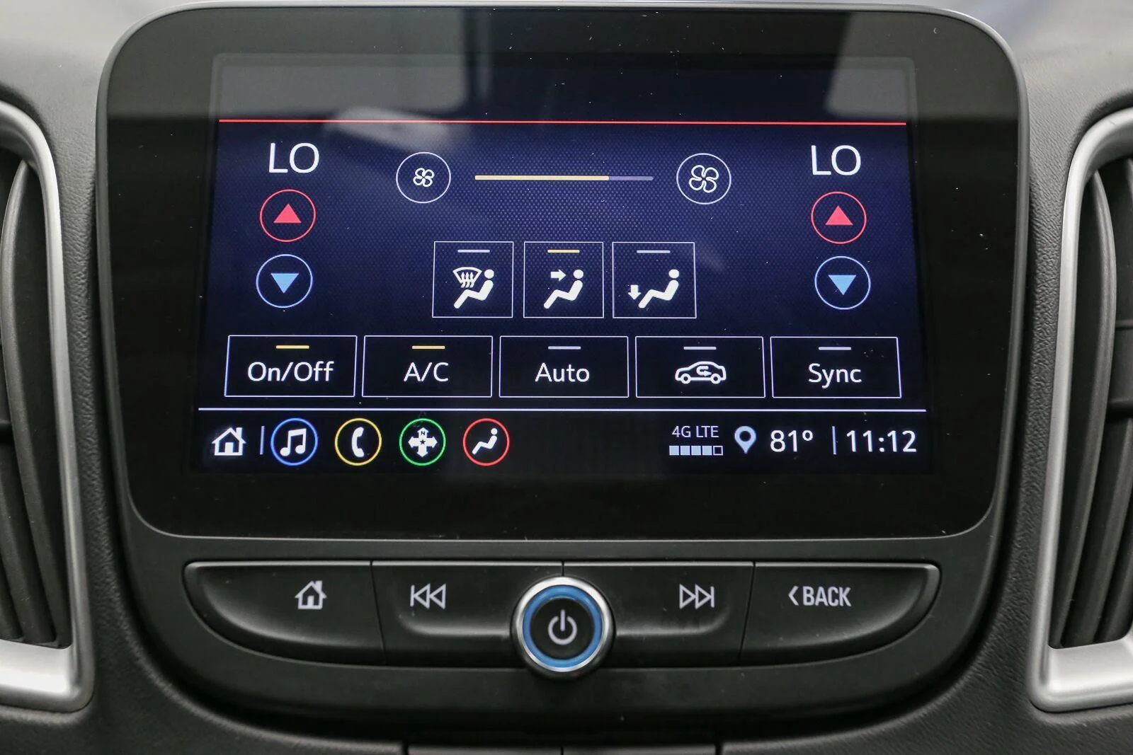 Used 2025 Mineral Gray Metallic Chevrolet LT image 25