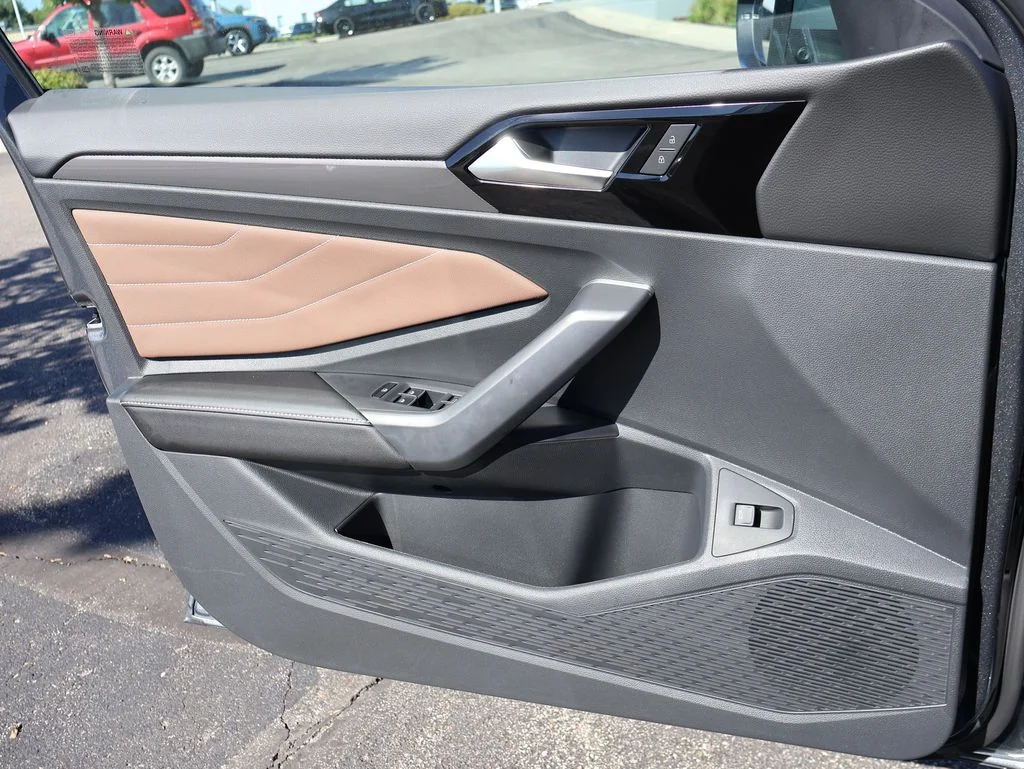 2026 Volkswagen Jetta SEL - Photo 36