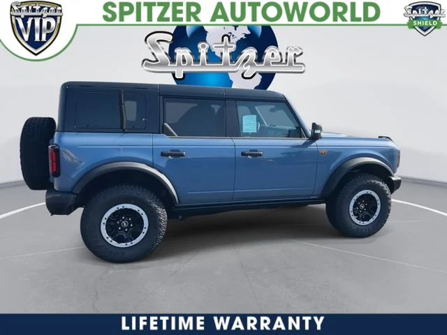 New 2025 Azure Gray Metallic Tri-Coat Ford Badlands® image 9