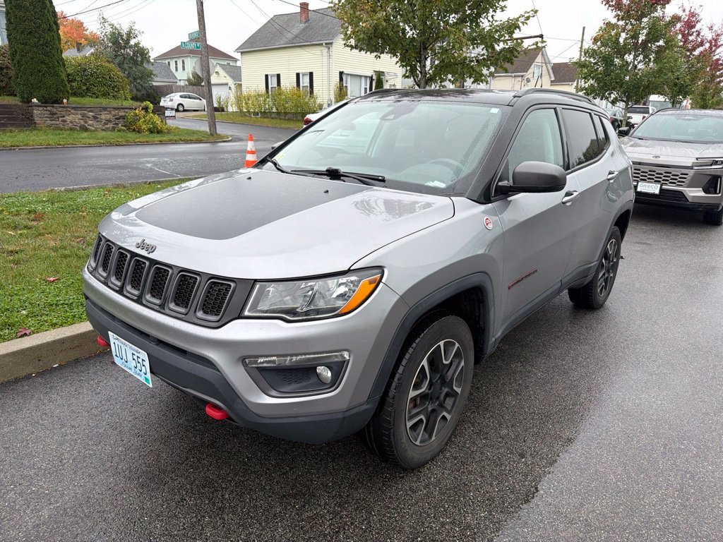 Used 2021 Silver Jeep Trailhawk image 2