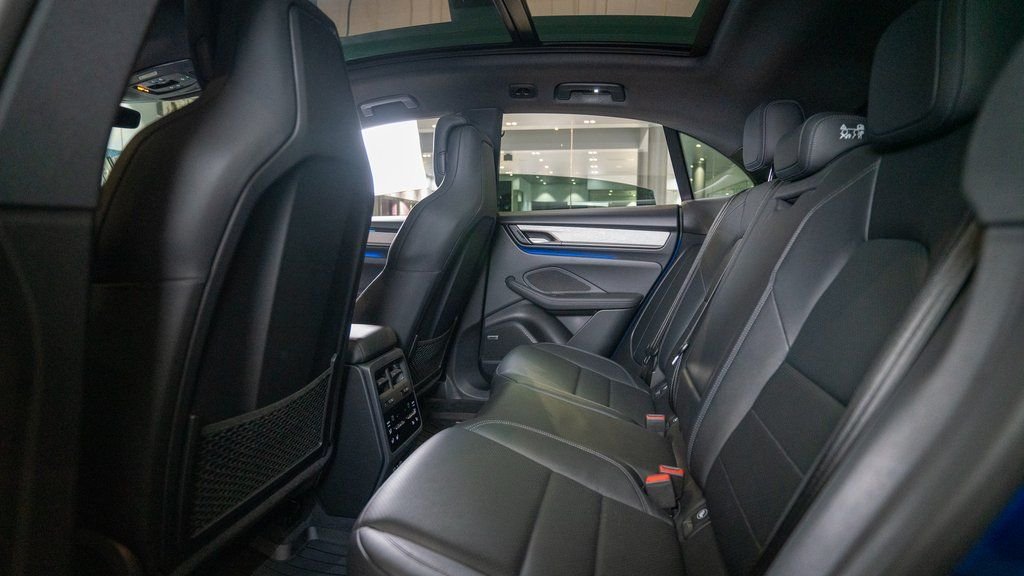 Used 2024 Blue Porsche 4 image 32