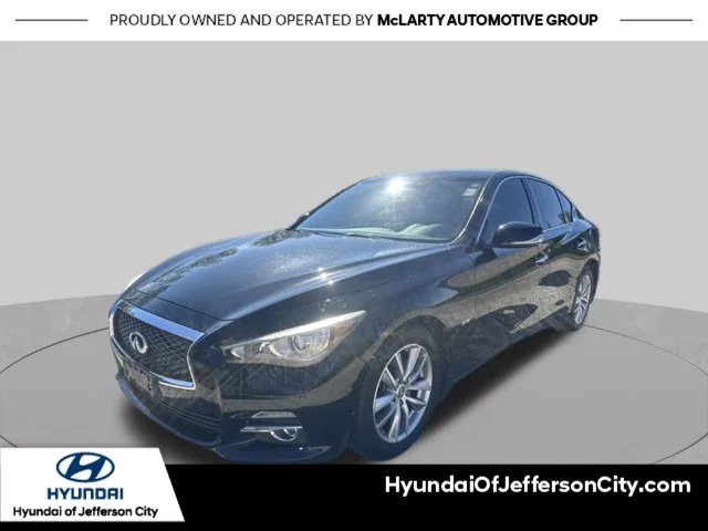 Used 2017 Black INFINITI 3.0t Premium image 1