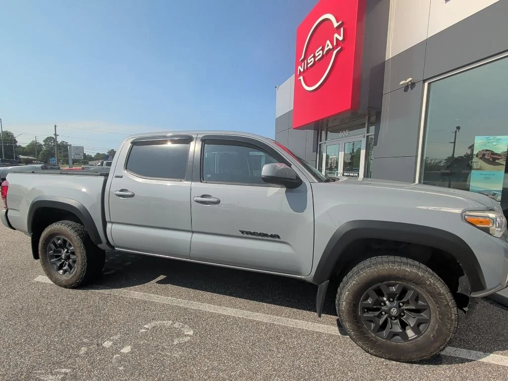 Used 2021 Gray Toyota SR5 image 4