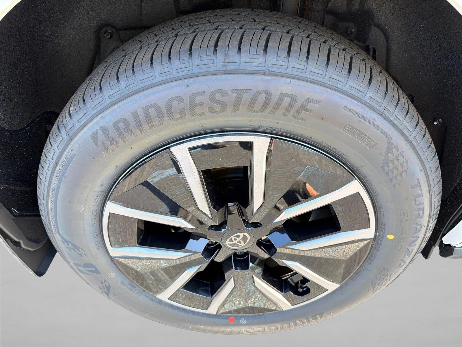 New 2026 Wind Chill Pearl Toyota XLE image 17