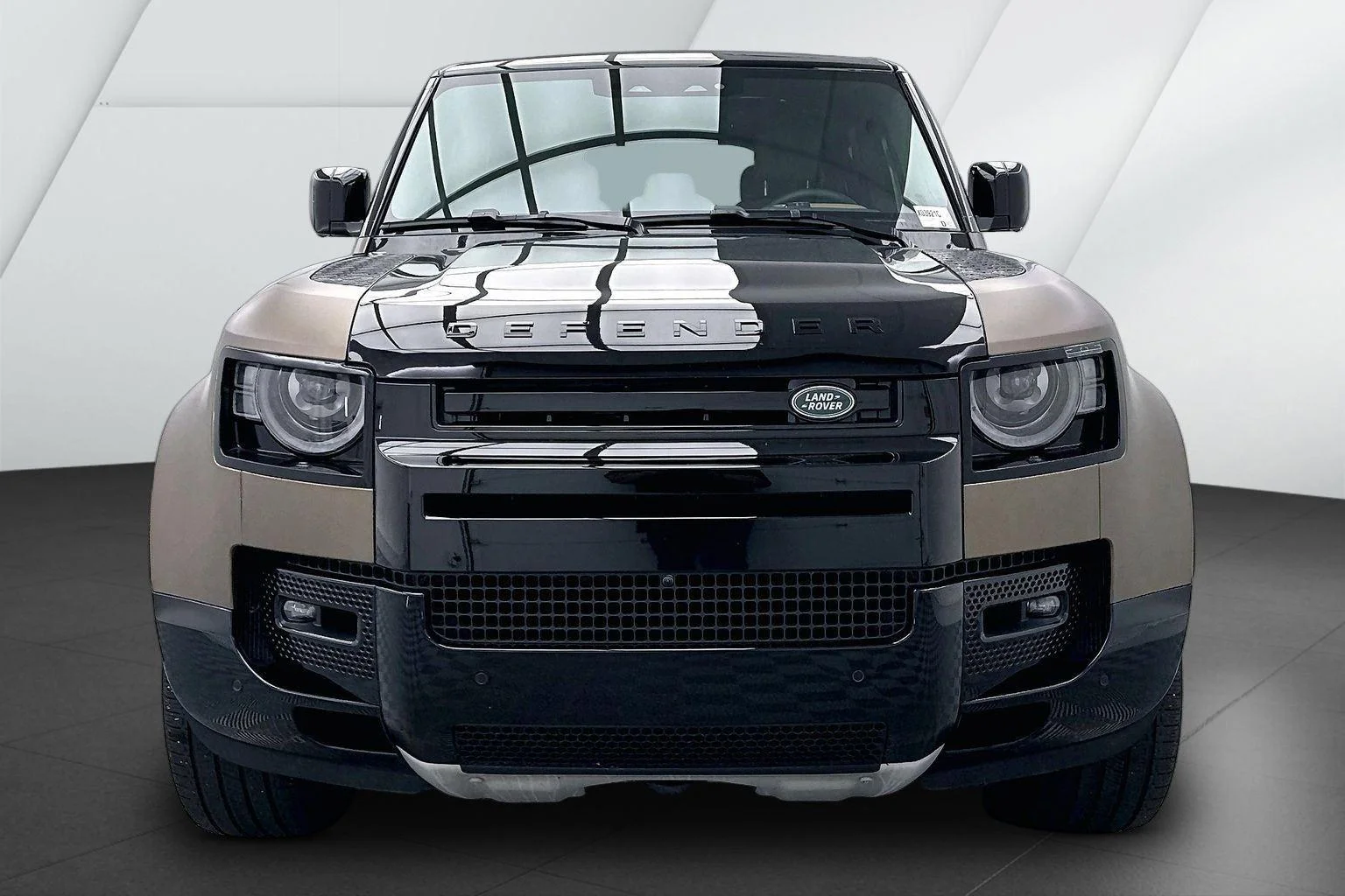 Used 2025 Gondwana Stone Metallic Land Rover X image 2