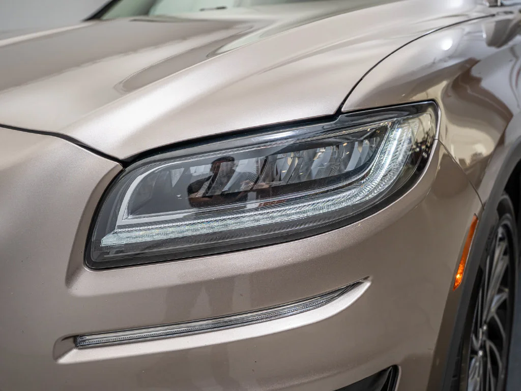 Used 2020 Iced Mocha Lincoln Reserve image 15