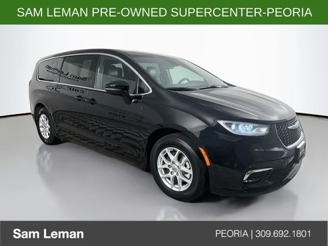 2025 Chrysler Pacifica Select