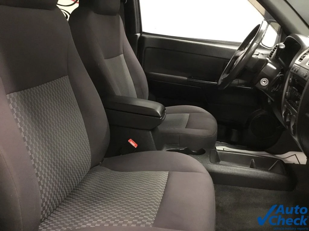 Used 2012 Silver Chevrolet 1LT image 36