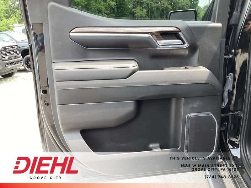 Used 2023 Black Chevrolet RST image 16