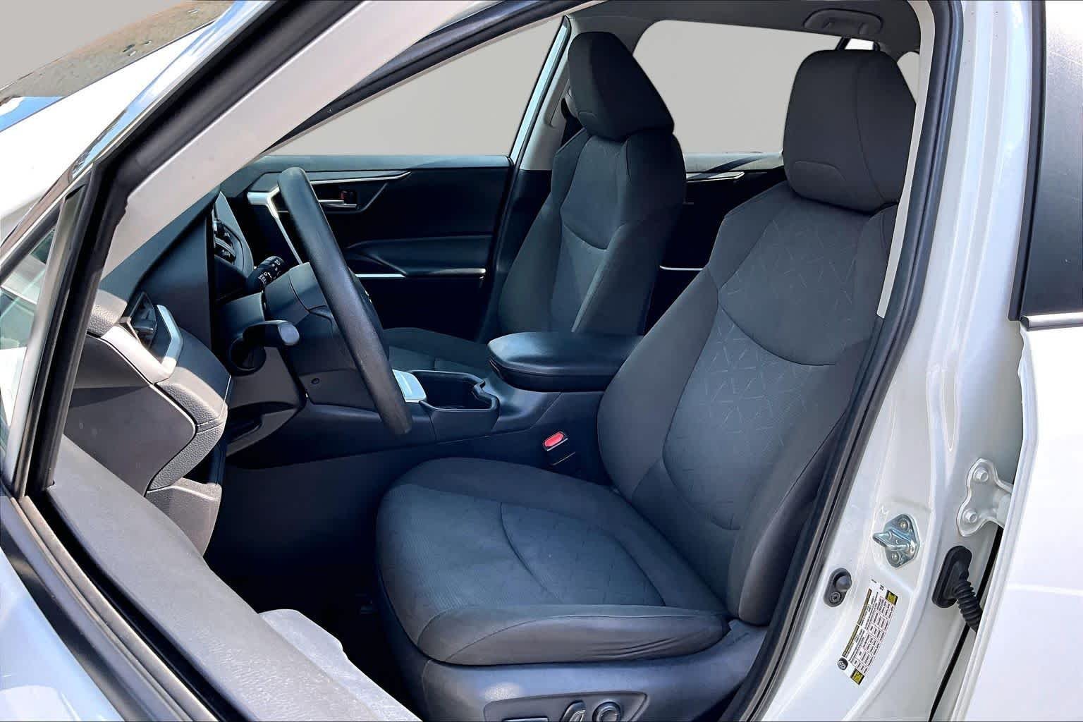 Certified Used 2025 Ice Cap Toyota XLE image 8