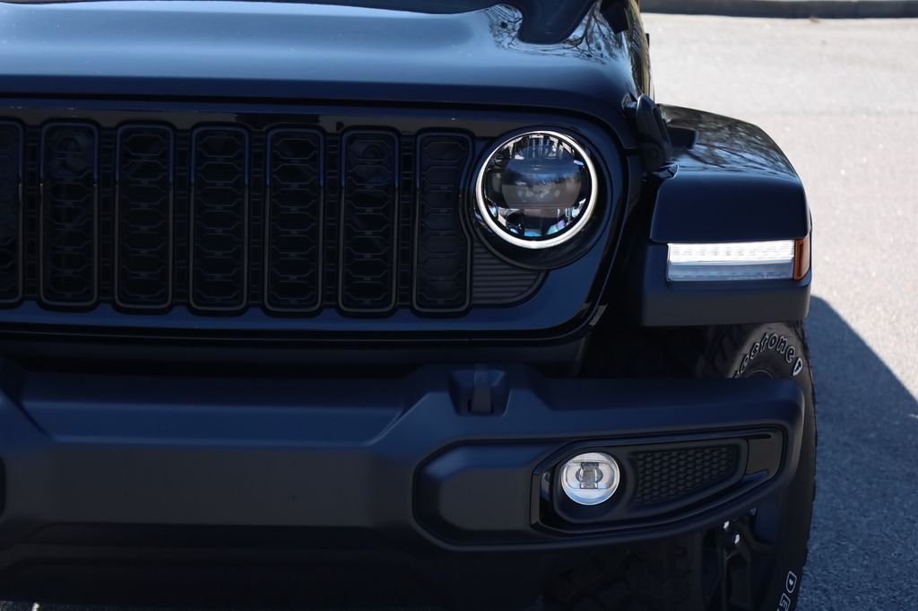 2025 Jeep Gladiator Willys - Photo 16