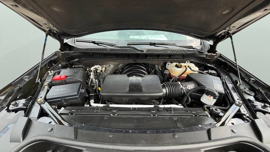 Certified Used 2025 Dark Ash Metallic Chevrolet Premier image 39