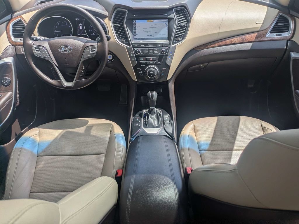 Used 2018 Gray Hyundai 2.4 image 16