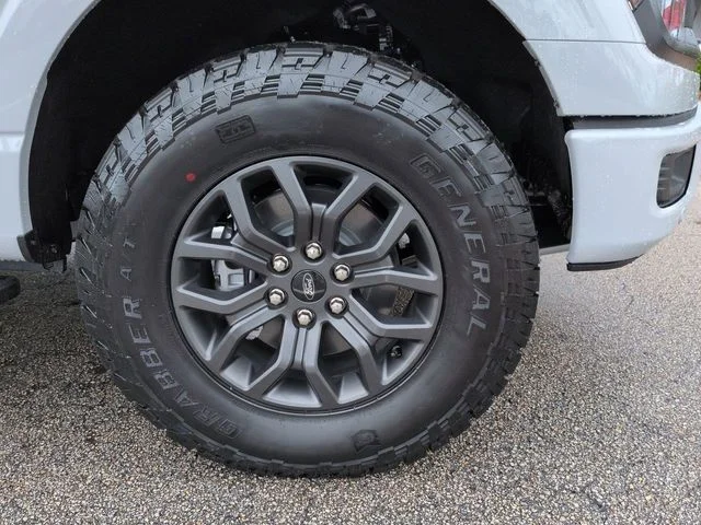 New 2026 White Ford Tremor image 11